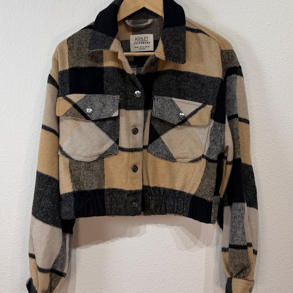 Ashley By 26 International Cropped Plaid tan Rider Jacket size Medium - Picture 2 of 7